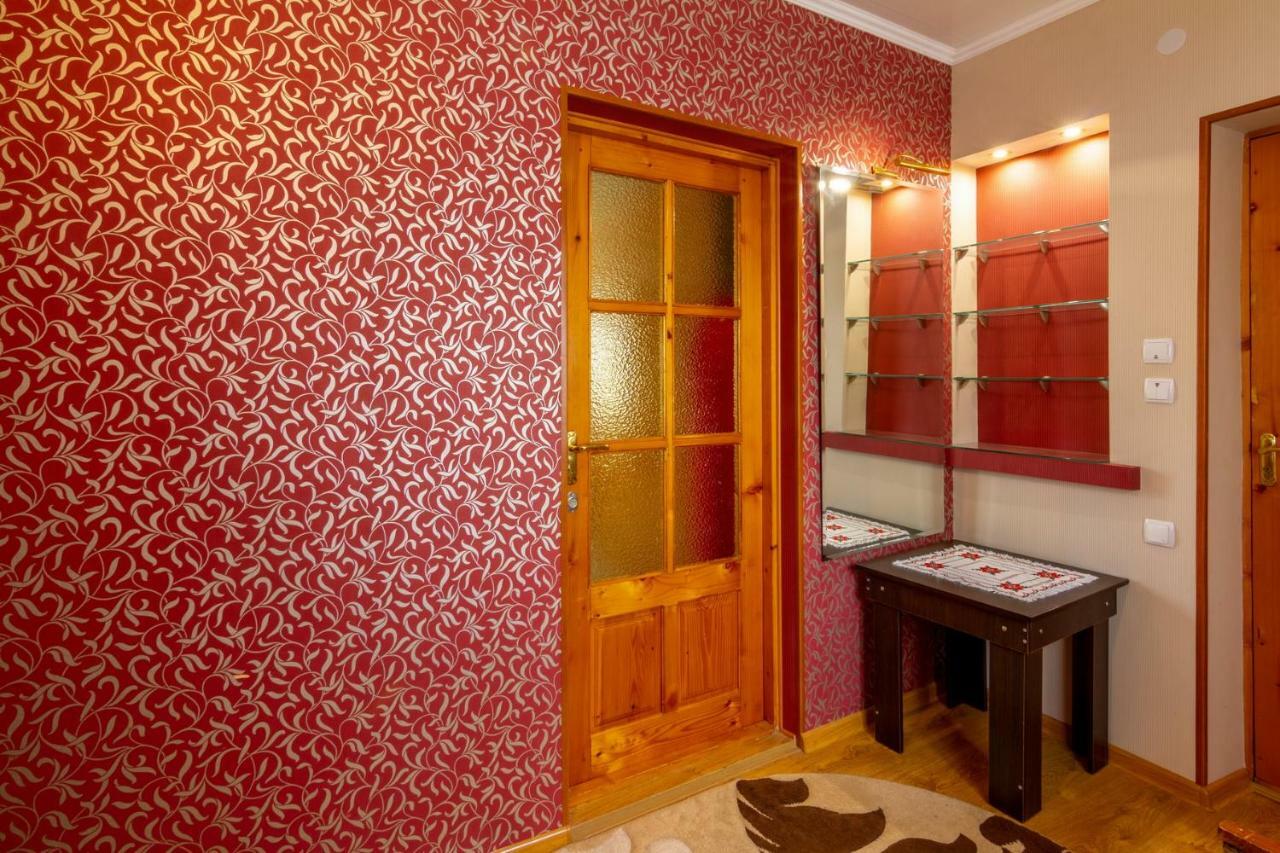 Rooms With Fortetsya View Kamjanez-Podilskyj Exterior foto