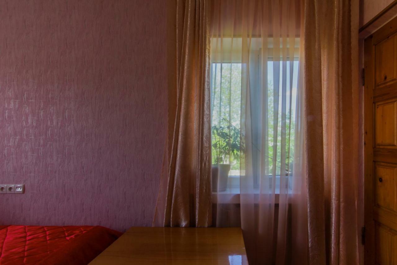 Rooms With Fortetsya View Kamjanez-Podilskyj Exterior foto