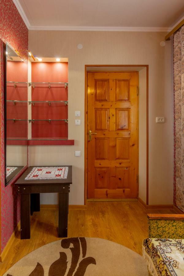 Rooms With Fortetsya View Kamjanez-Podilskyj Exterior foto