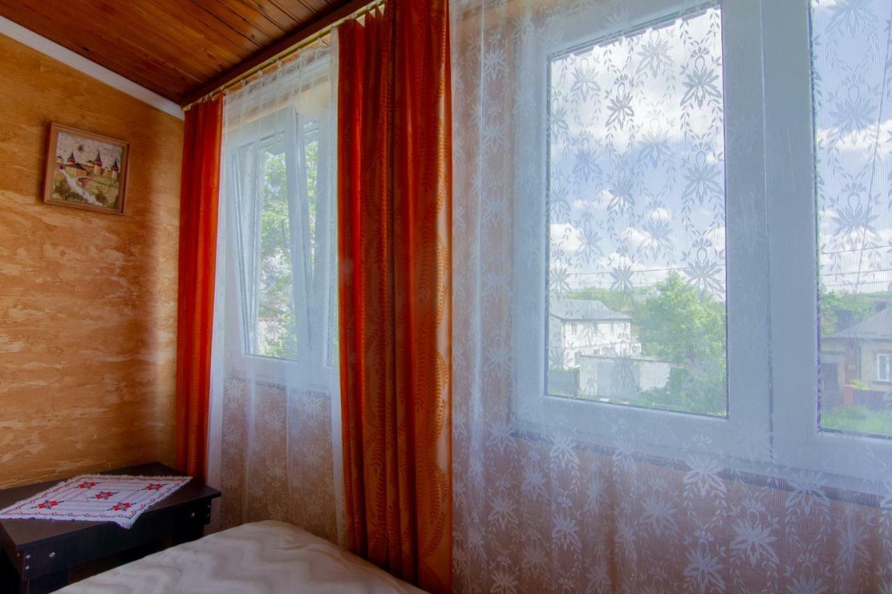 Rooms With Fortetsya View Kamjanez-Podilskyj Exterior foto