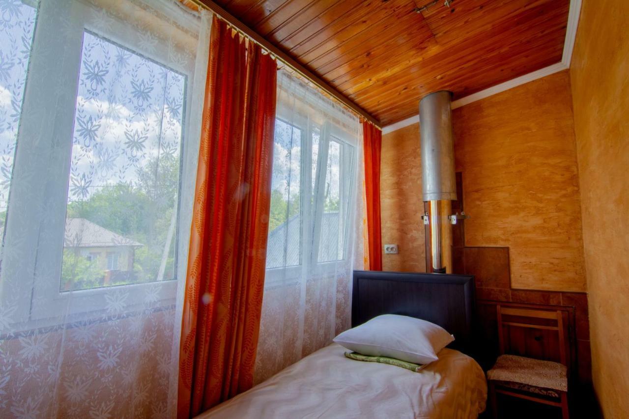 Rooms With Fortetsya View Kamjanez-Podilskyj Exterior foto